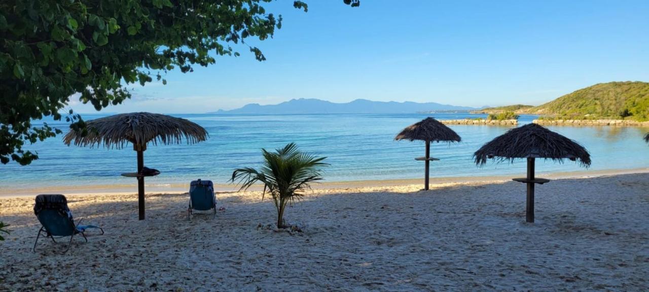 Kaz Lorike - Vue Mer & Piscine Exceptionnelle - Anse Des Rochers Saint-Francois  Εξωτερικό φωτογραφία